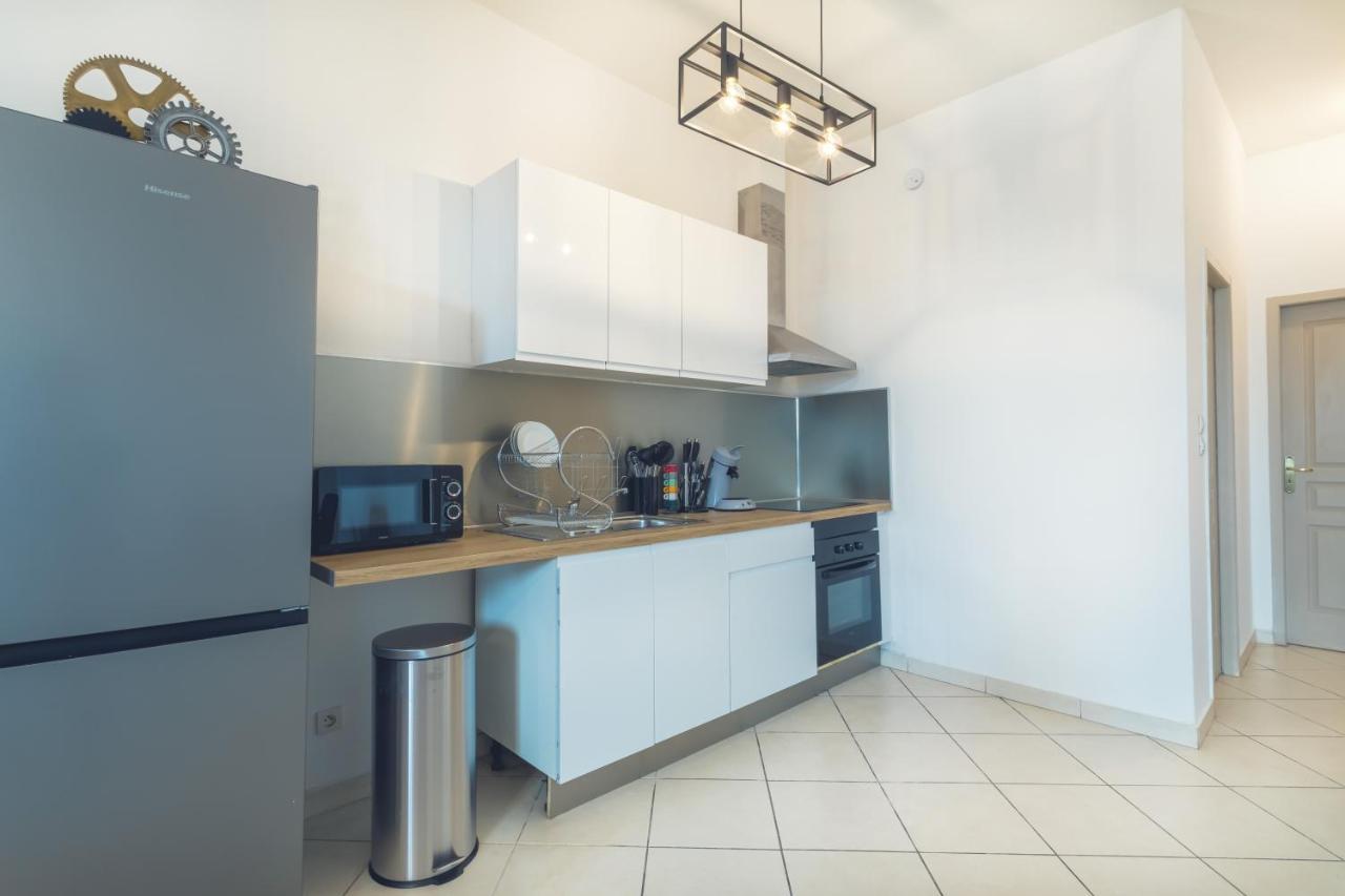 Appartement tout équipé 2 chambres à 15 min des plages 4 à 6 personnes Béziers Exterior foto